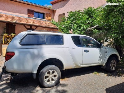 563c5f27938bac5743466d3b8f70cc6d0f9cc67d.jpg